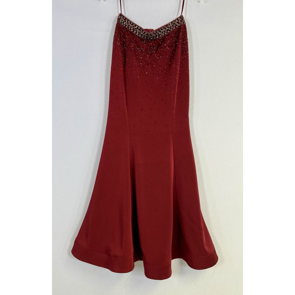 Morrell Maxie Formal Maxiโ Skirt Red Gold Rhinestones Prom Quinceaรฑera HoCo Sz 2